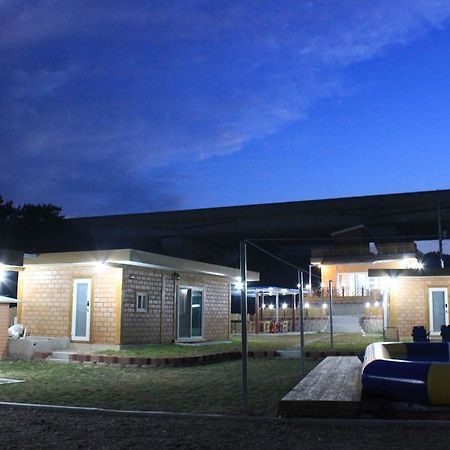Tobang Red Clay Pension Pohang Buitenkant foto
